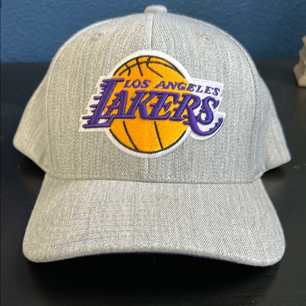 Los Angeles Lakers Gray Cap